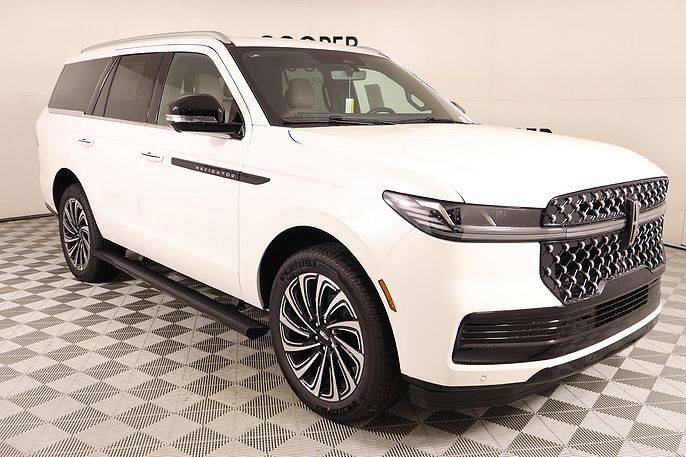 2027 Lincoln Navigator