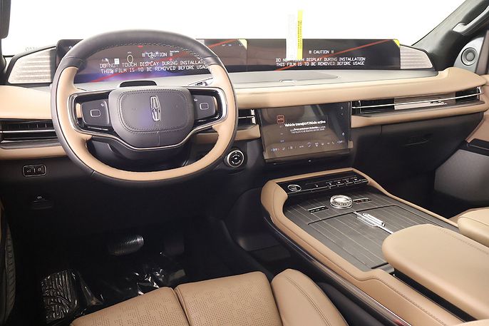 2027 Lincoln Navigator