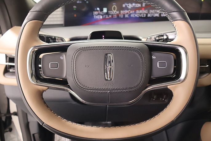 2027 Lincoln Navigator