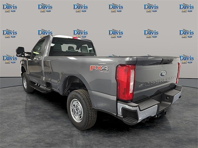 2025 Ford F-250