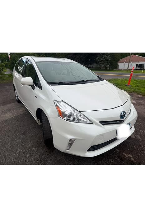2013 Toyota Prius v