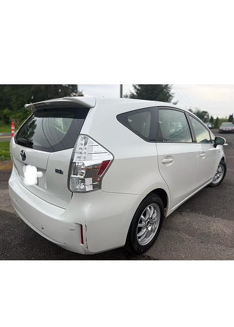 2013 Toyota Prius v