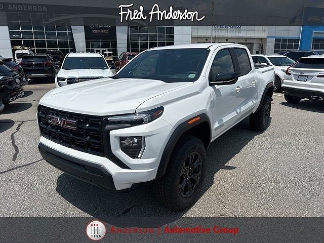2025 GMC Canyon