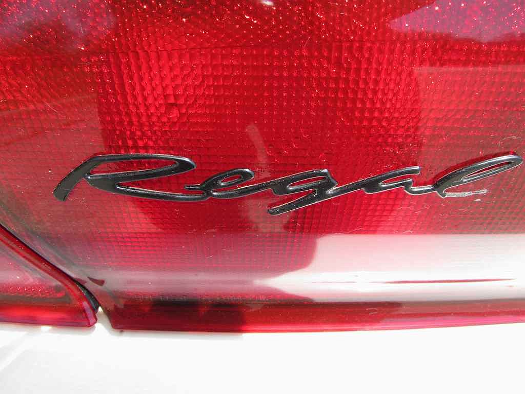 2004 Buick Regal LS image 23