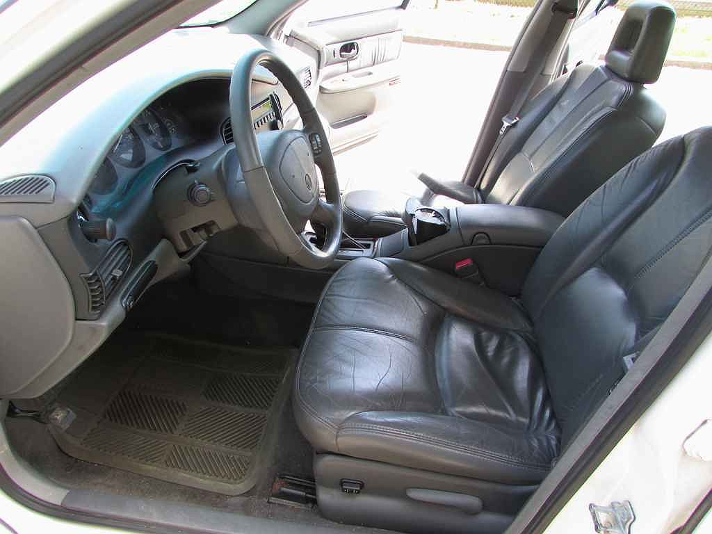 2004 Buick Regal LS image 6