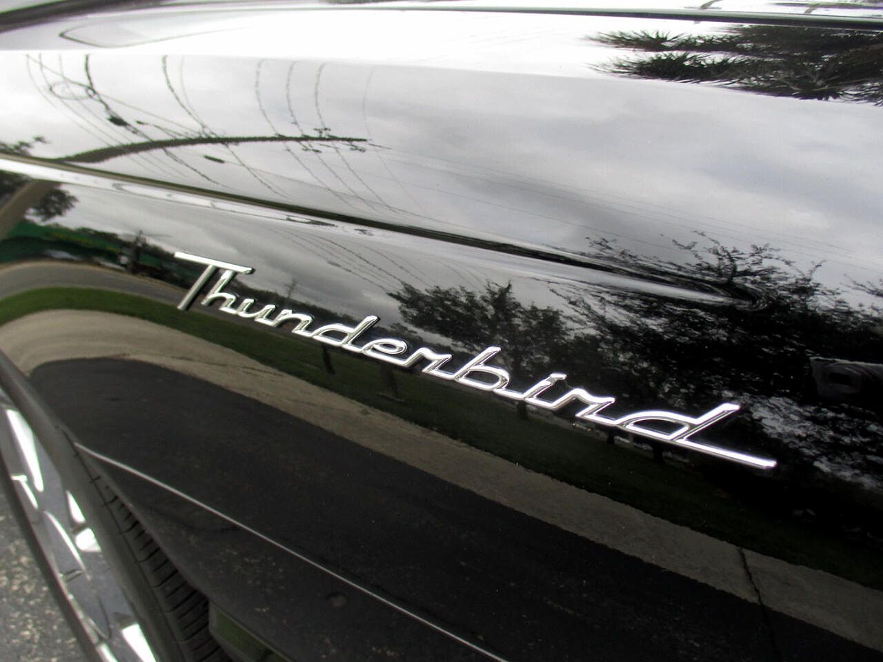 2002 Ford Thunderbird Premium image 37