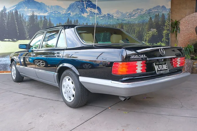 1988 Mercedes-Benz 300