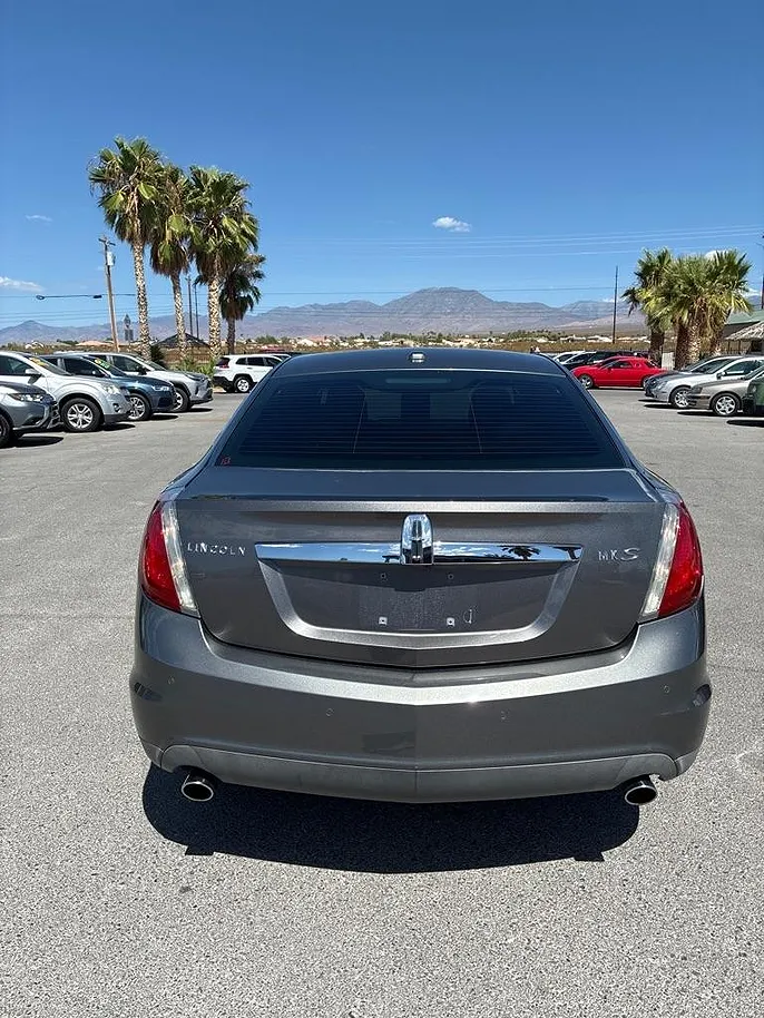 2011 Lincoln MKS