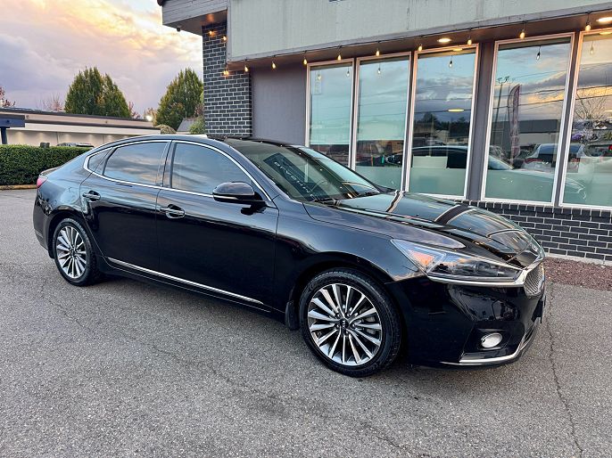 2017 Kia Cadenza