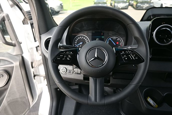 2025 Mercedes-Benz eSprinter