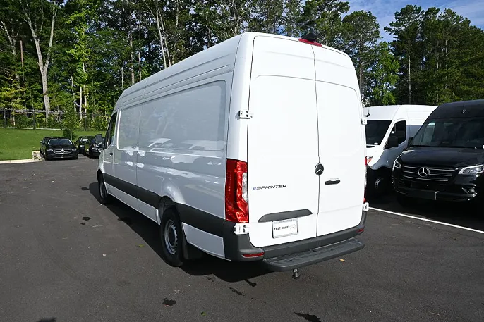 2025 Mercedes-Benz eSprinter