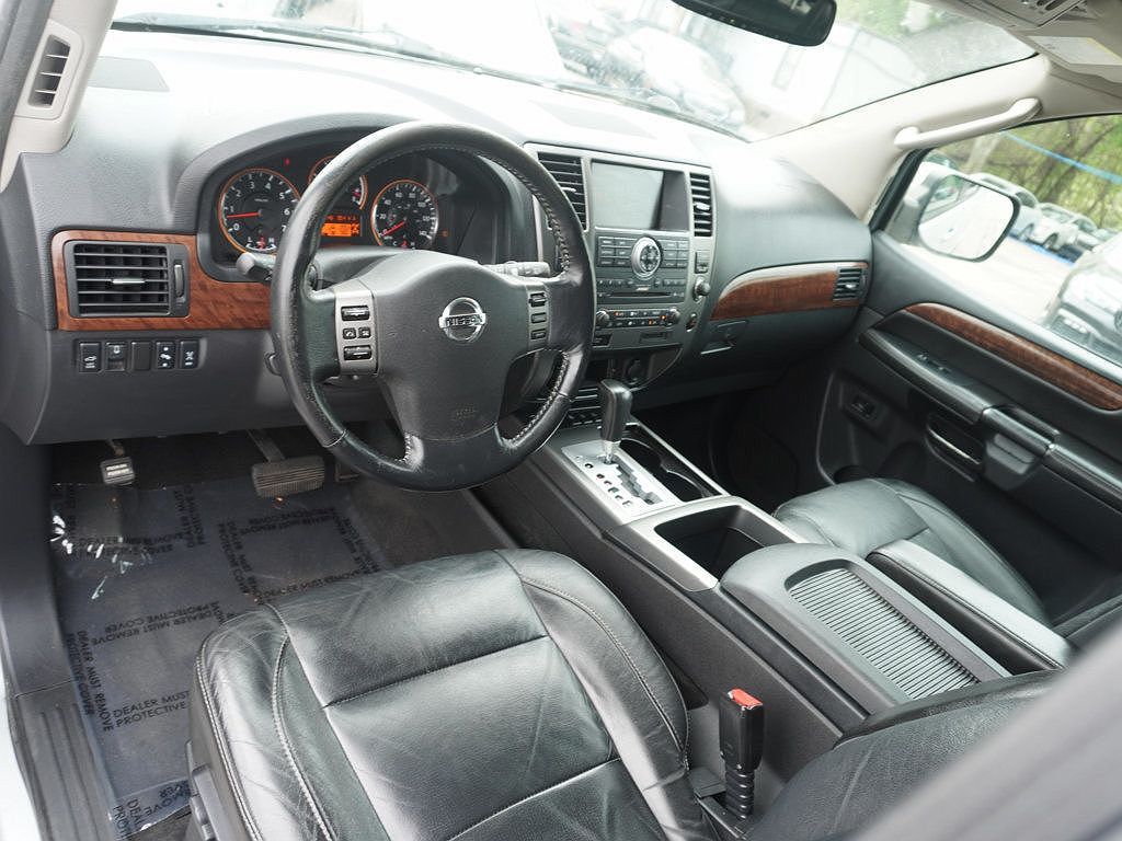 2010 Nissan Armada Platinum Edition image 14