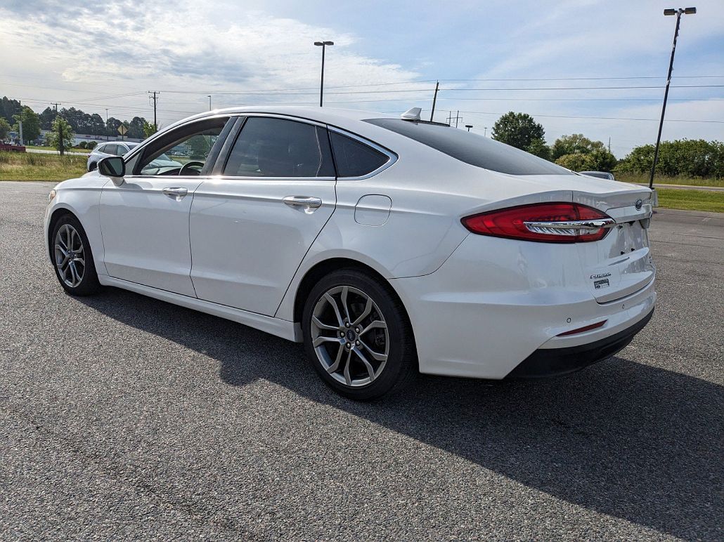 2019 Ford Fusion SEL image 5