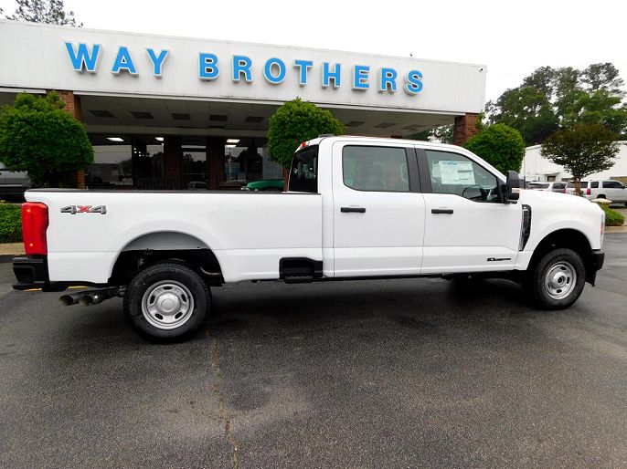 2025 Ford F-250