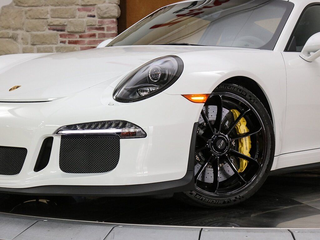 2015 Porsche 911 GT3 image 5