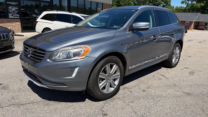 2017 Volvo XC60