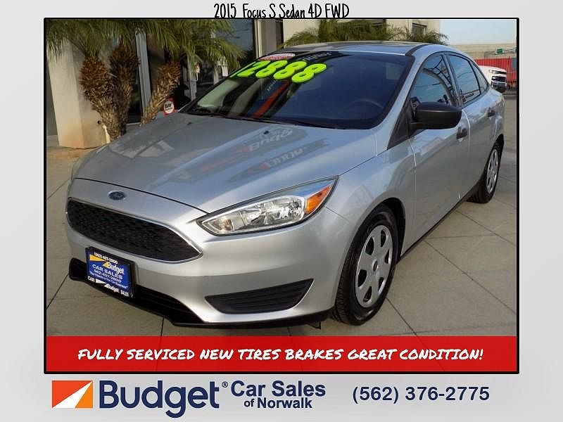 2015 Ford Focus S image 0