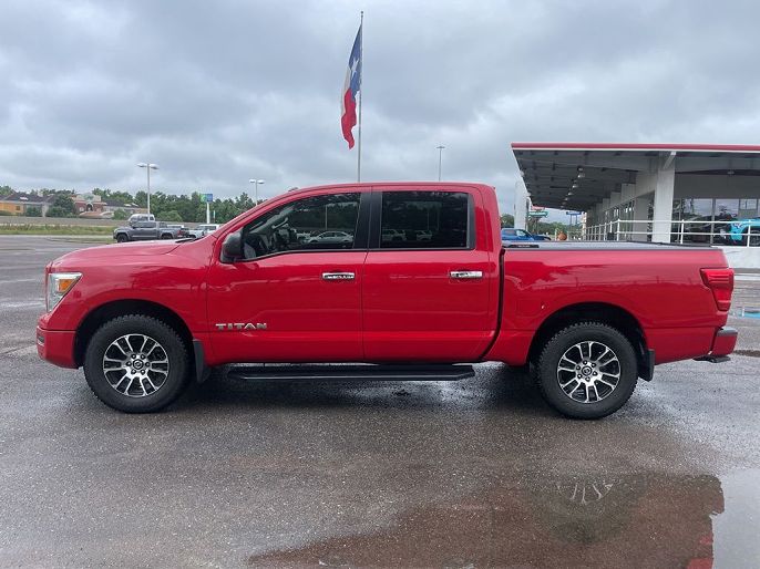2021 Nissan Titan