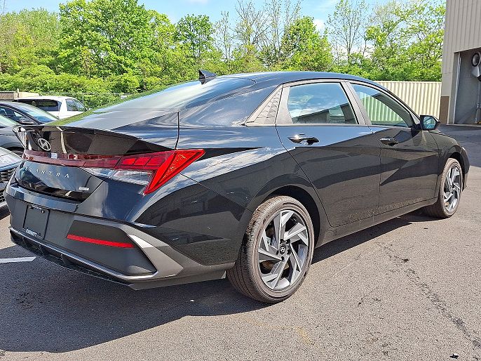 2025 Hyundai Elantra