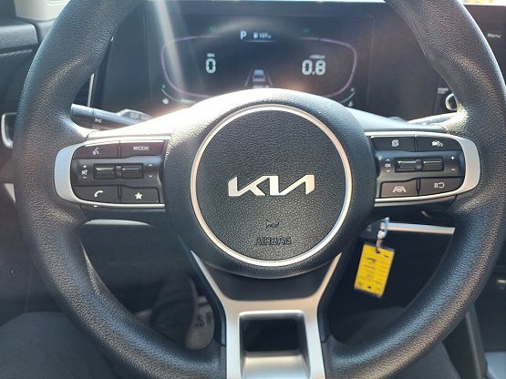 2023 Kia Sportage LX photo 8