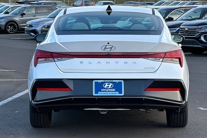 2025 Hyundai Elantra