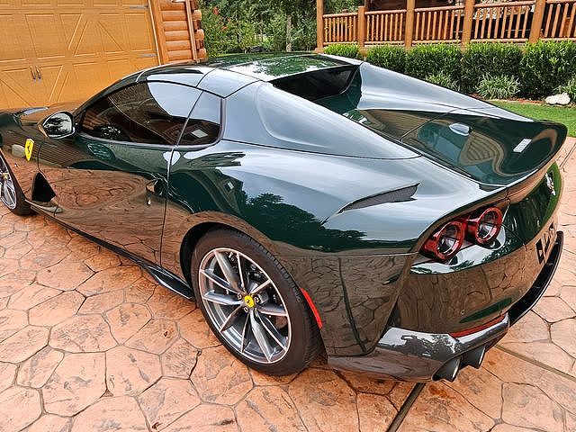 2022 Ferrari 812 GTS