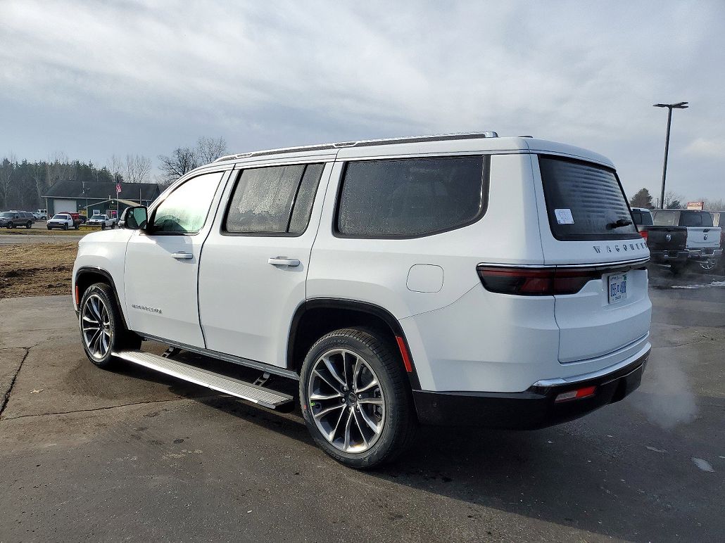 2024 Jeep Wagoneer Series III image 2