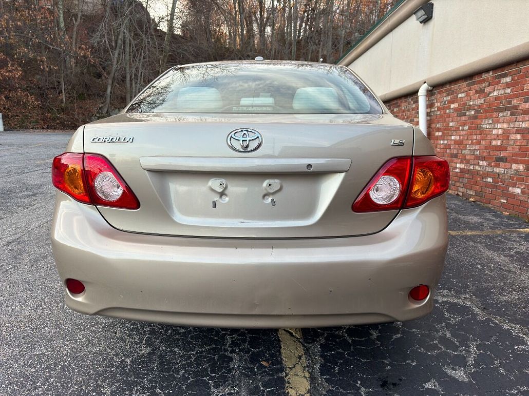 2009 Toyota Corolla LE image 5