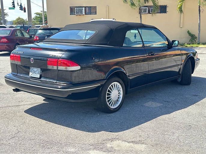 1995 Saab 900
