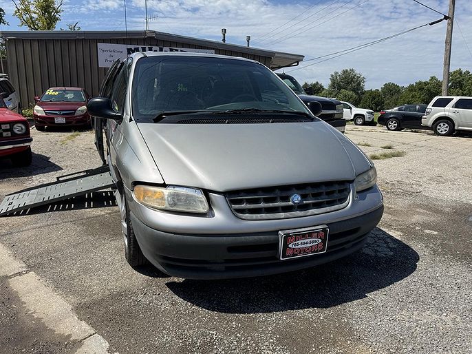 1997 Plymouth Grand Voyager
