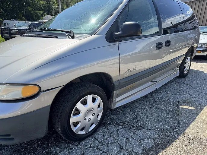 1997 Plymouth Grand Voyager