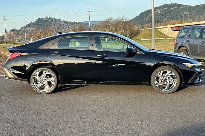 2025 Hyundai Elantra