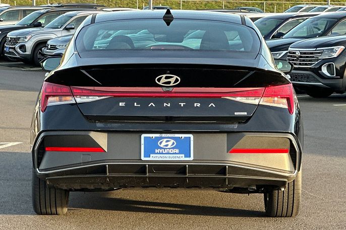 2025 Hyundai Elantra