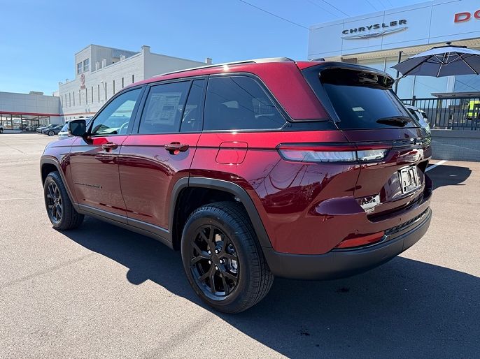 2025 Jeep Grand Cherokee