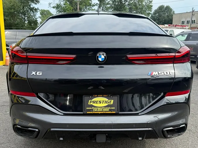 2021 BMW X6