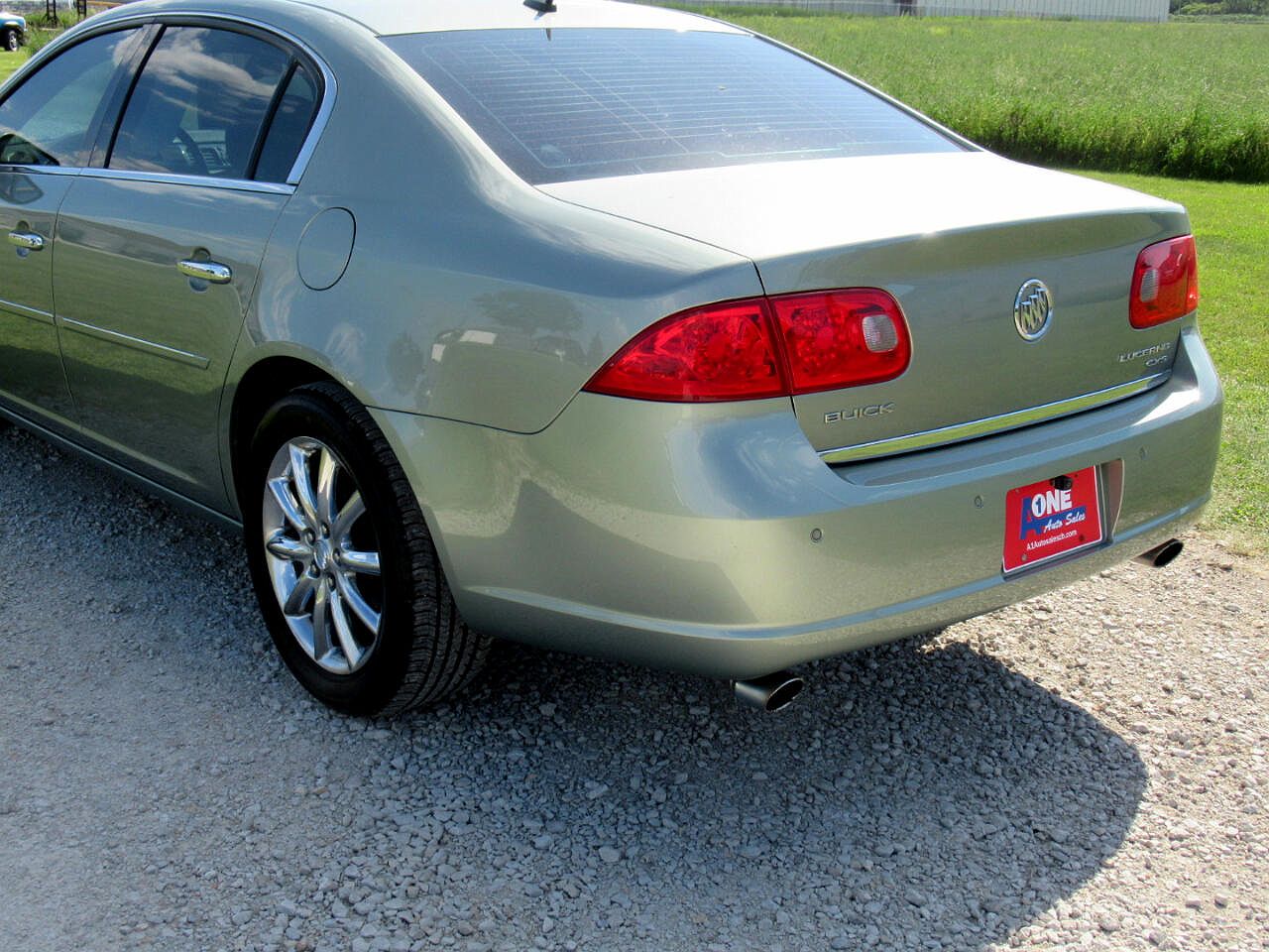 2006 Buick Lucerne CXS image 8