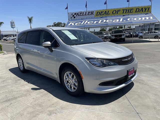 2022 Chrysler Voyager