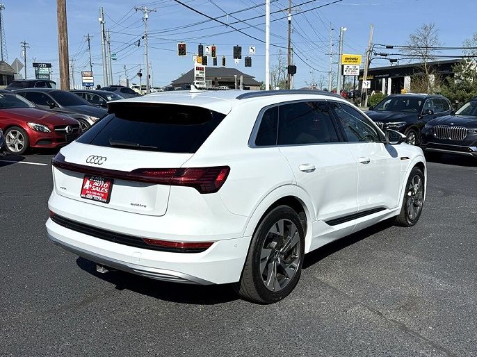 2021 Audi e-tron