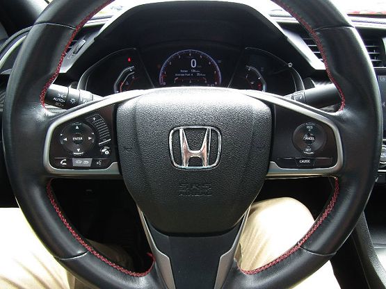 2018 Honda Civic Si photo 11
