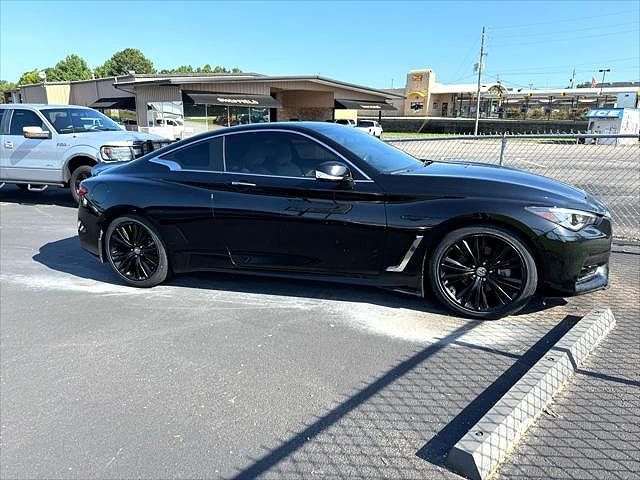 2019 Infiniti Q60