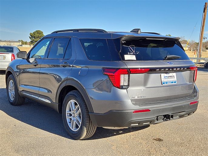 2025 Ford Explorer