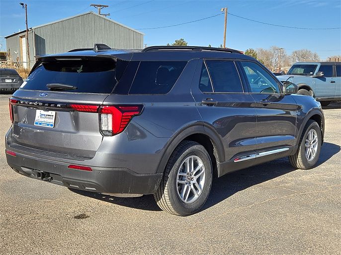 2025 Ford Explorer