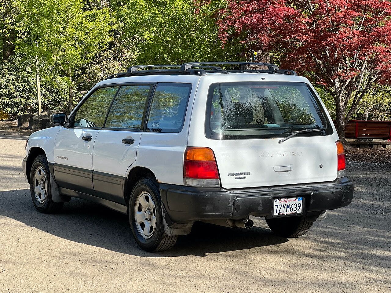 2000 Subaru Forester L image 2