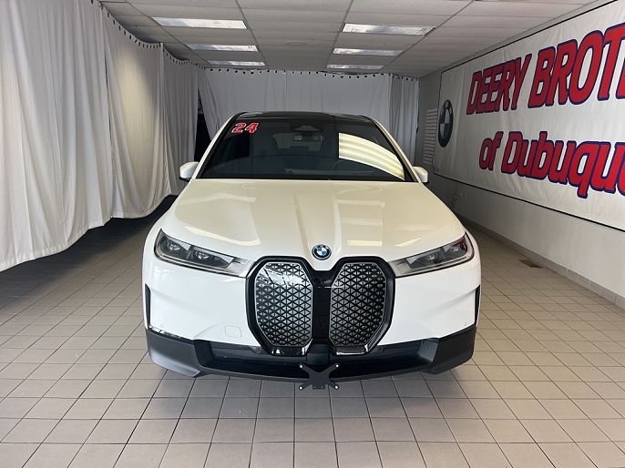 2024 BMW iX