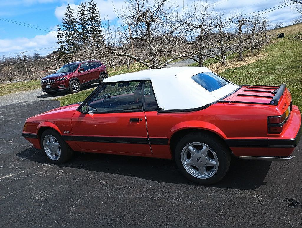 1986 Ford Mustang GT image 0