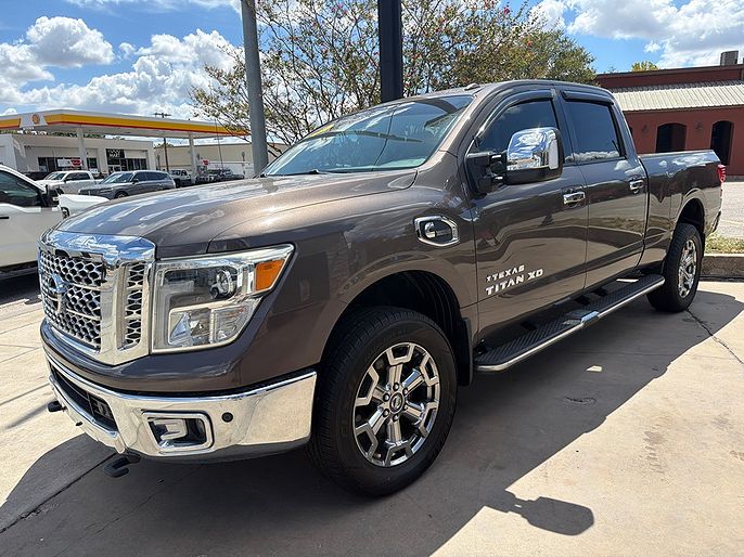 2017 Nissan Titan XD