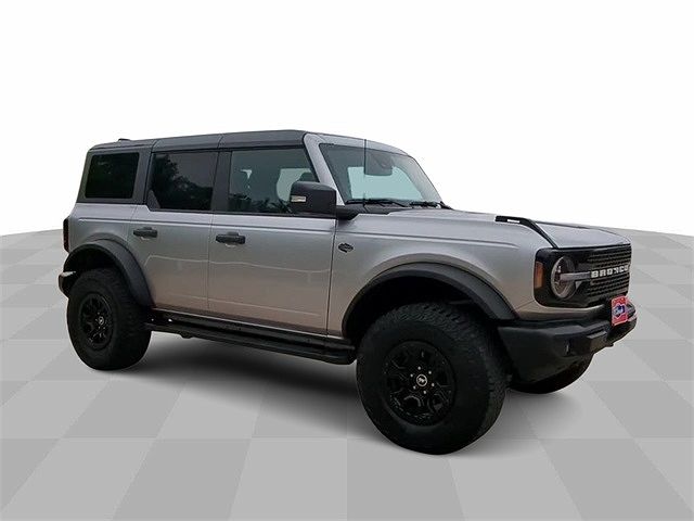 2022 Ford Bronco null image 1
