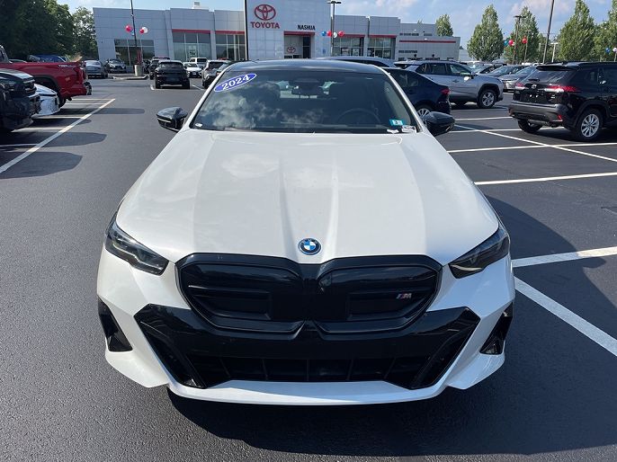 2024 BMW i5