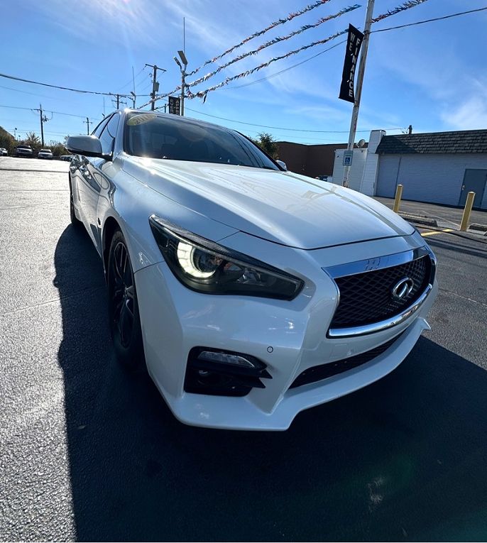 2016 Infiniti Q50