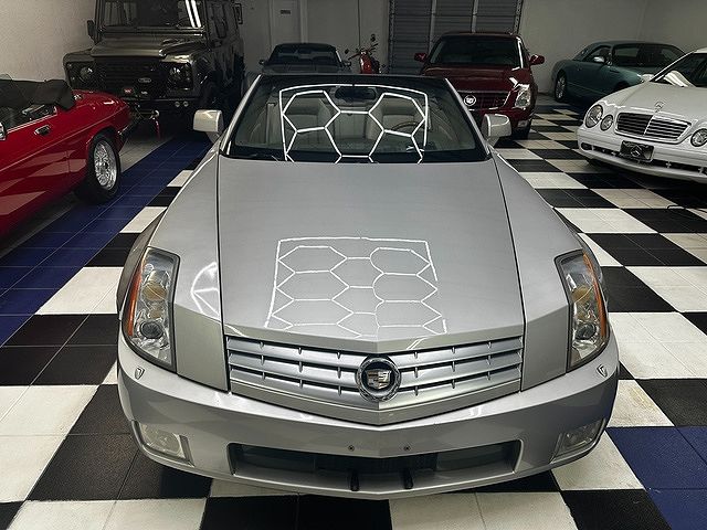 2005 Cadillac XLR